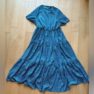 1x Blue Maxi dress short sleeves with white flowers
